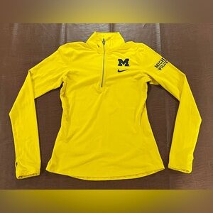Nike Michigan Wolverines Women’s Activewear 1/4 Zip Performance Top - Size Small